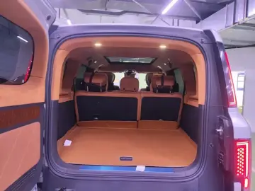2023 BYD Yangwang U8 с пробегом 101 200 км