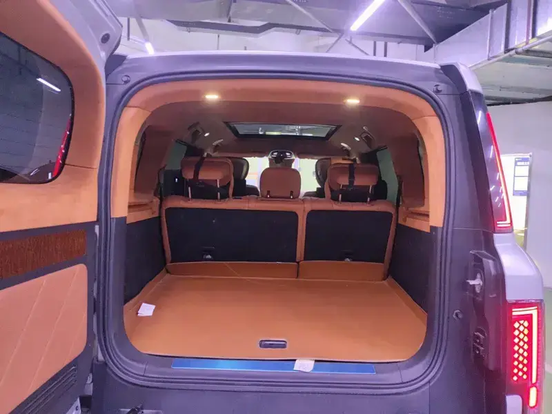 2023 BYD Yangwang U8 с пробегом 101 200 км