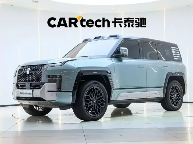 2023 BYD Yangwang U8 с пробегом 34 700 км