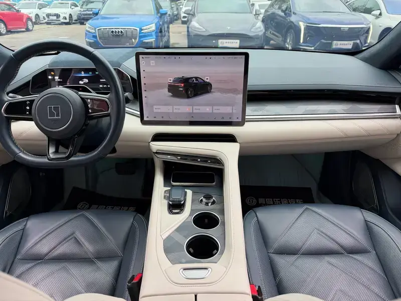 2023 Zeekr 001 с пробегом 68 000 км