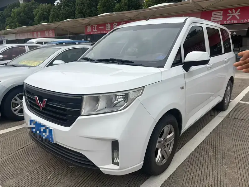 2019 Wuling Hongguang Plus с пробегом 91 000 км