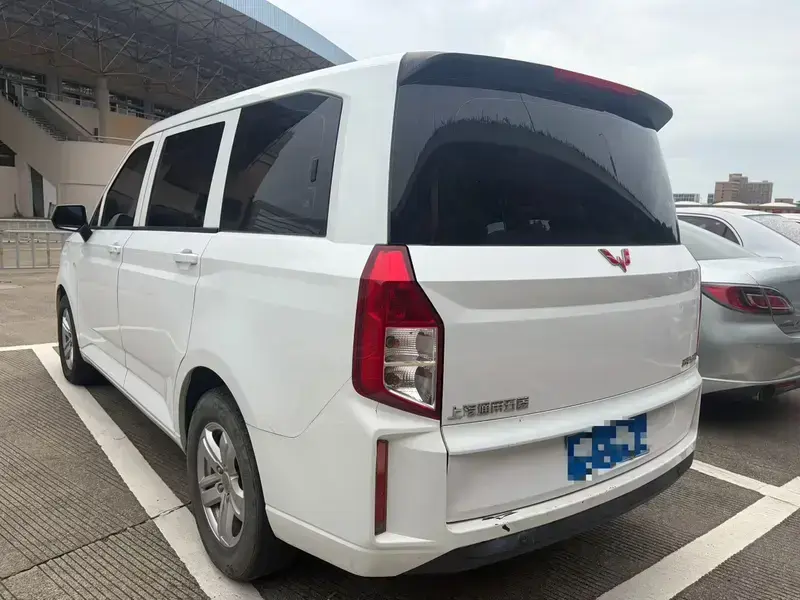 2019 Wuling Hongguang Plus с пробегом 91 000 км