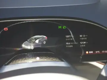 2025 Zeekr 007 с пробегом 12 000 км