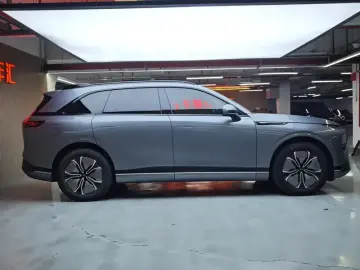2022 Xpeng G9 с пробегом 83 000 км