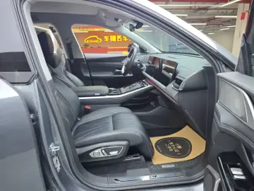 2022 Xpeng G9 с пробегом 83 000 км