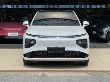 2022 Xpeng G9 с пробегом 44 000 км