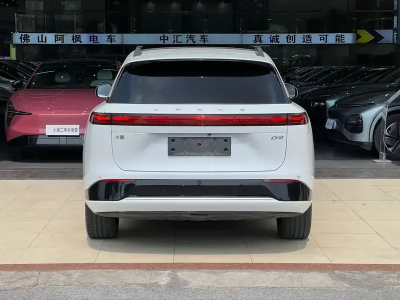 2022 Xpeng G9 с пробегом 44 000 км