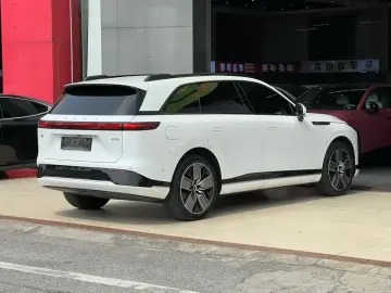 2022 Xpeng G9 с пробегом 44 000 км