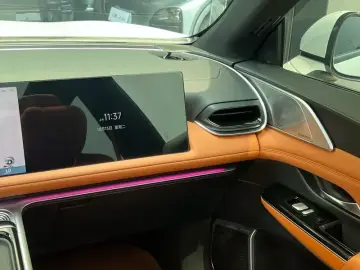 2022 Xpeng G9 с пробегом 44 000 км