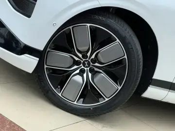 2022 Xpeng G9 с пробегом 44 000 км