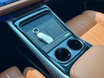 2022 Xpeng G9 с пробегом 44 000 км