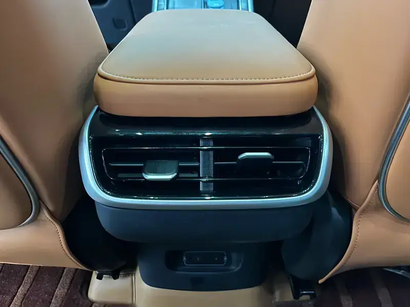 2024 Xpeng G9 с пробегом 83 000 км