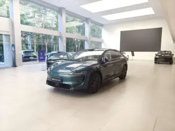 Luxeed R7