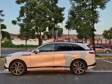 2022 Xpeng G9 с пробегом 42 000 км