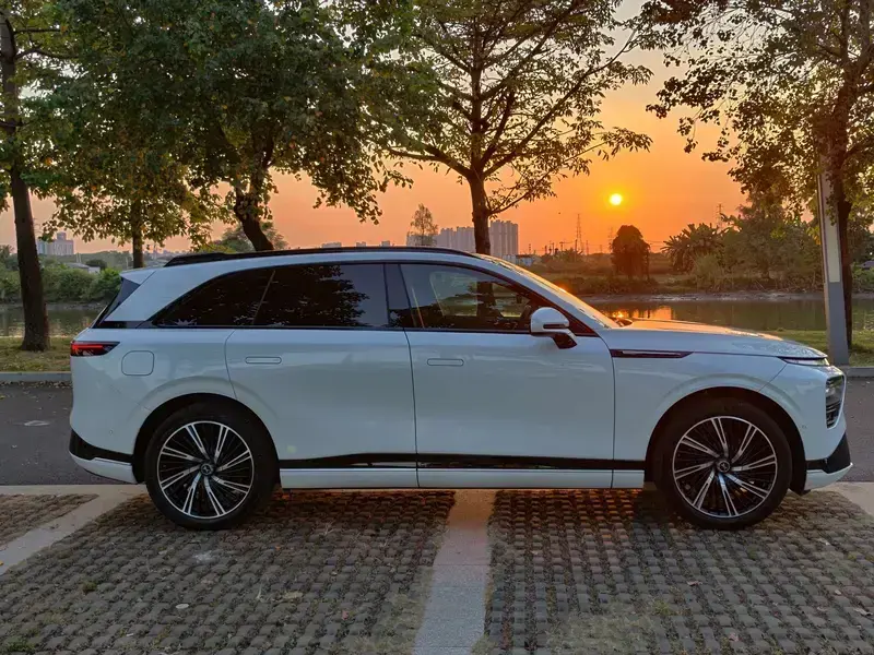 2022 Xpeng G9 с пробегом 42 000 км
