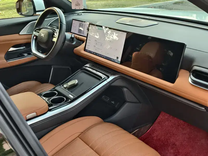 2022 Xpeng G9 с пробегом 42 000 км