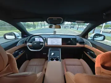 2022 Xpeng G9 с пробегом 42 000 км