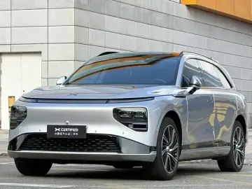 2024 Xpeng G9 с пробегом 38 000 км