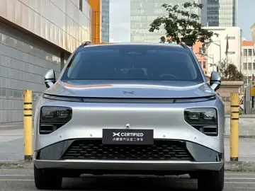 2024 Xpeng G9 с пробегом 38 000 км