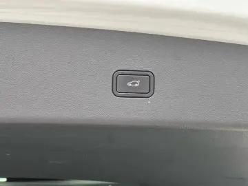 2024 Xpeng G9 с пробегом 128 000 км