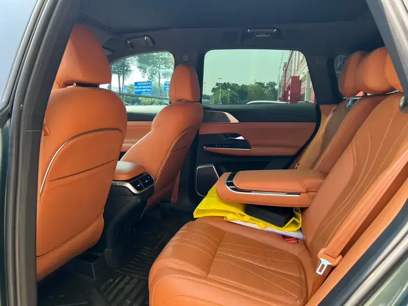 2024 Xpeng G9 с пробегом 128 000 км