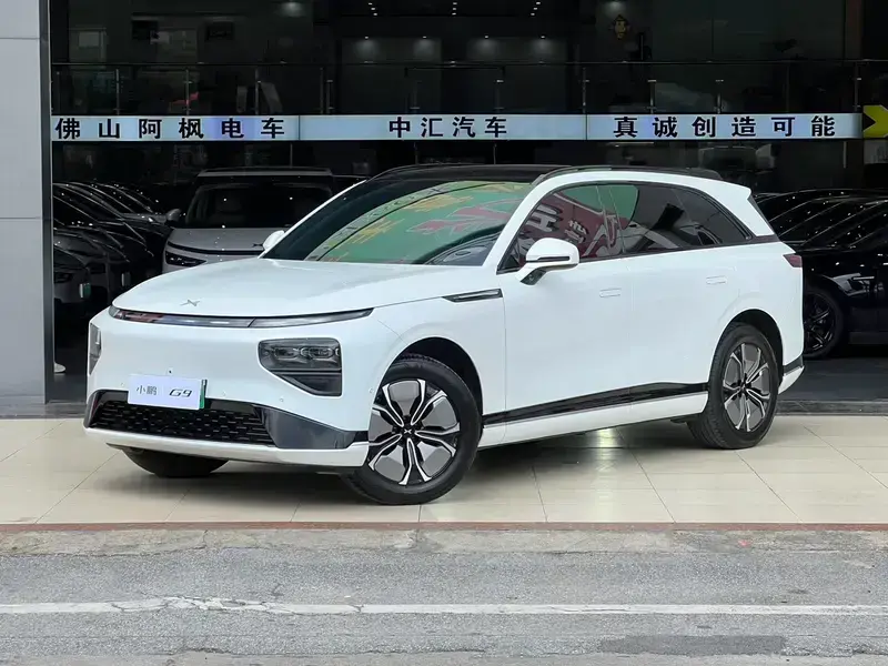 2022 Xpeng G9 с пробегом 100 000 км