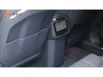 2025 Zeekr 9X с пробегом 9 000 км