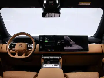 2025 Zeekr 9X с пробегом 17 000 км