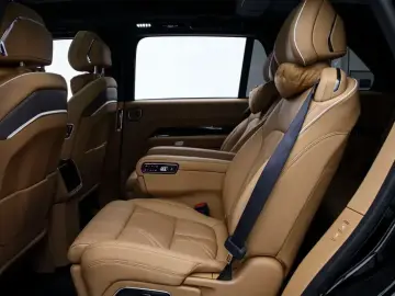 2025 Zeekr 9X с пробегом 17 000 км