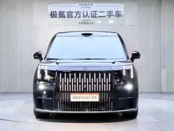 2024 Zeekr 009 с пробегом 10 000 км