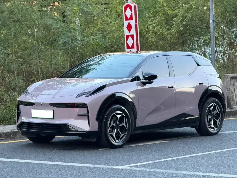 2025 Zeekr X с пробегом 21 000 км
