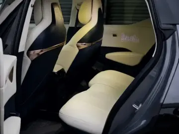 2025 Zeekr X с пробегом 9 200 км