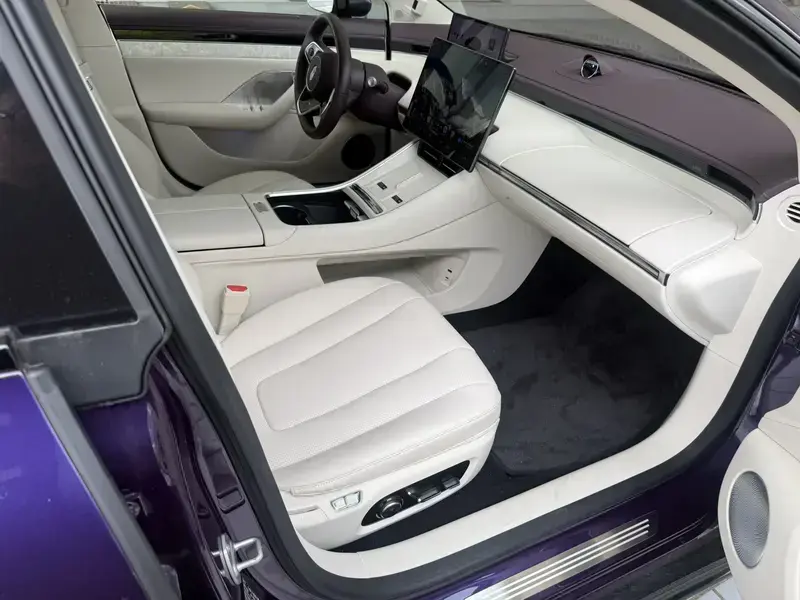 2026 Luxeed S7 с пробегом 14 000 км