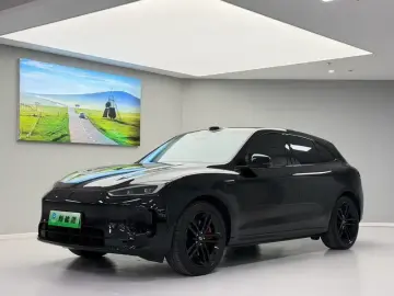 2024 Aito M5 с пробегом 7 000 км
