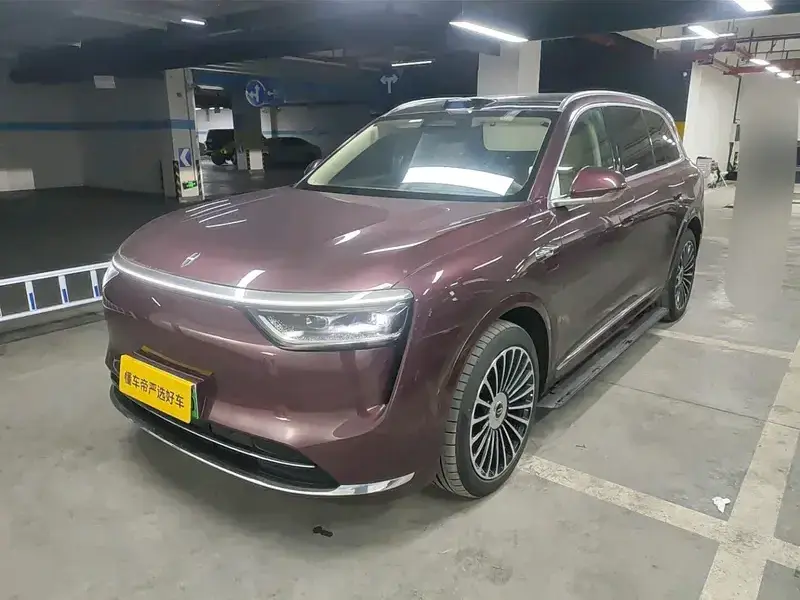 2025 Aito M8 с пробегом 16 100 км