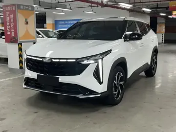 2023 Geely Atlas Pro с пробегом 32 000 км