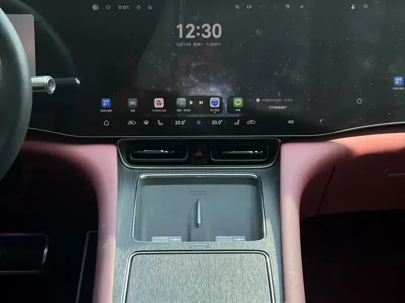 2025 Aito M8 с пробегом 29 000 км