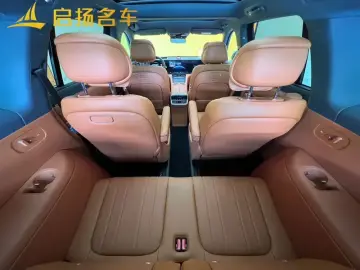 2025 Aito M8 с пробегом 13 000 км