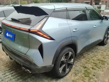 2023 Geely Atlas Pro с пробегом 31 000 км