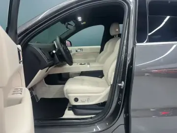2024 Li Auto (Lixiang) L6 с пробегом 45 000 км