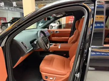 2025 Li Auto (Lixiang) L6 с пробегом 40 000 км