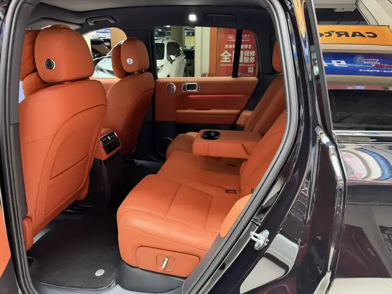 2025 Li Auto (Lixiang) L6 с пробегом 40 000 км
