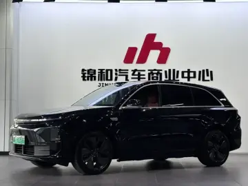 2024 Li Auto (Lixiang) L6 с пробегом 37 000 км