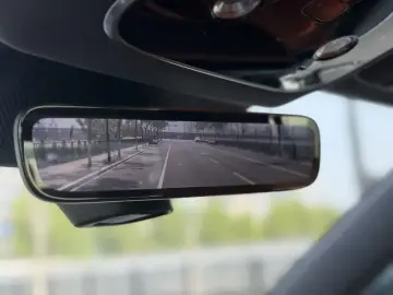 2025 Aito M8 с пробегом 20 000 км