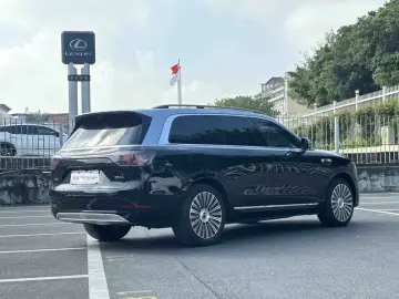 2025 Aito M9 с пробегом 53 000 км