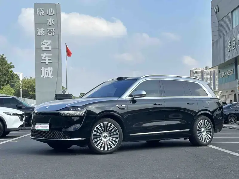 2025 Aito M9 с пробегом 53 000 км