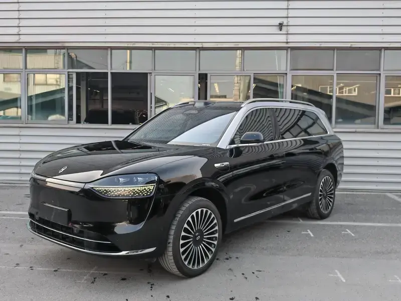 2024 Aito M9 с пробегом 79 000 км