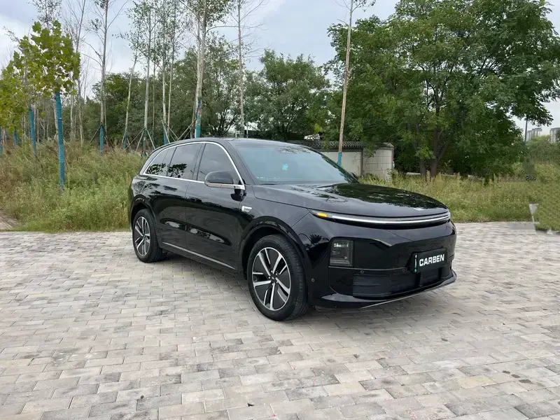 2024 Li Auto (Lixiang) L6 с пробегом 33 000 км