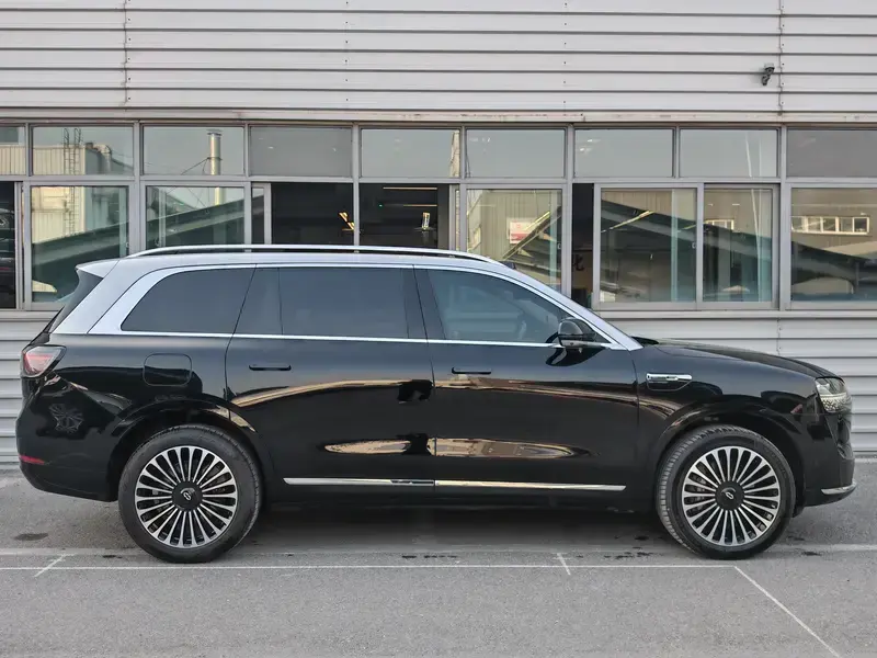 2024 Aito M9 с пробегом 79 000 км