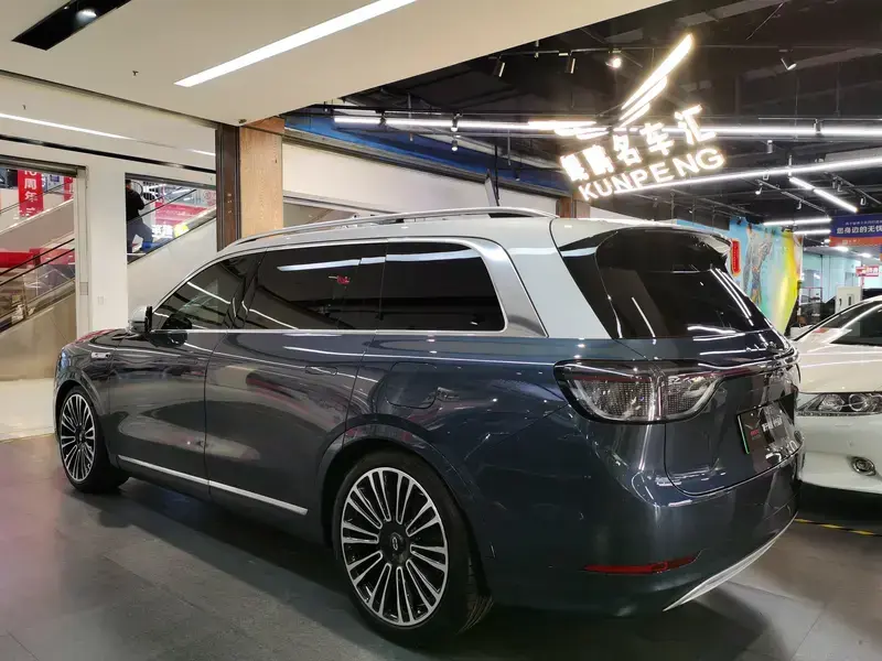 2024 Aito M9 с пробегом 21 000 км
